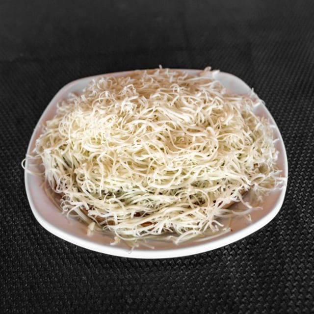 Indian Style Bhakhri Pizza.