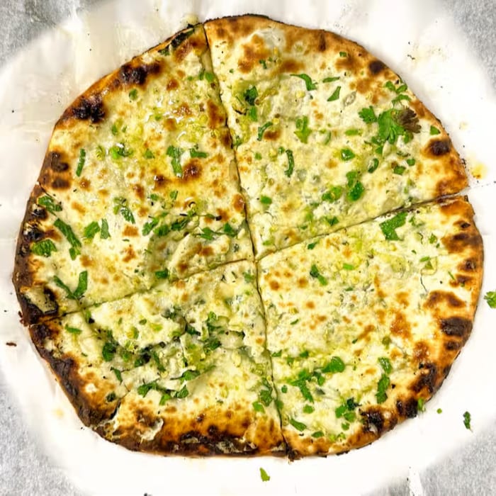 Cheese Chilli Naan.